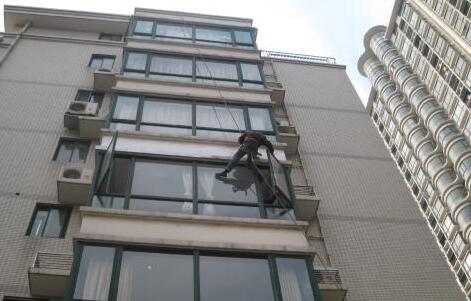 外墻防水刻不容緩，具體施工補漏方案如下