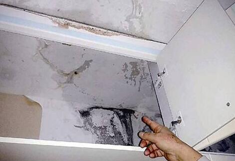 屋面漏水是由什么原因造成的？地震對于防水層的影響大么？